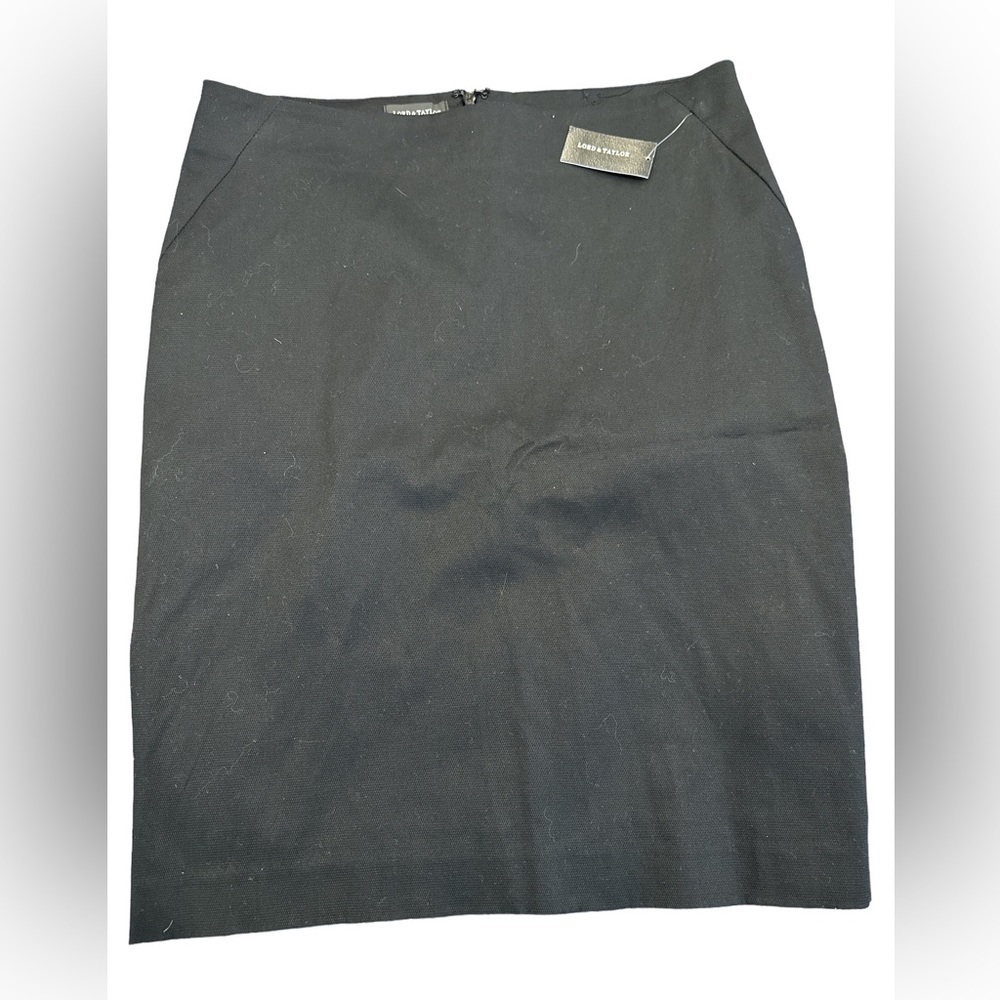 Lord &Taylor‎ Black Skirt NWT! Size 10P.